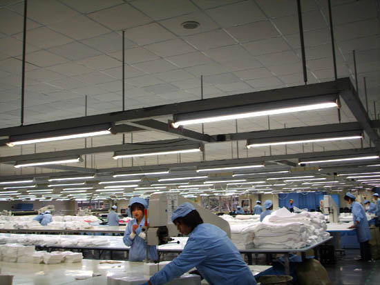 申洲針織公司流水線燈架